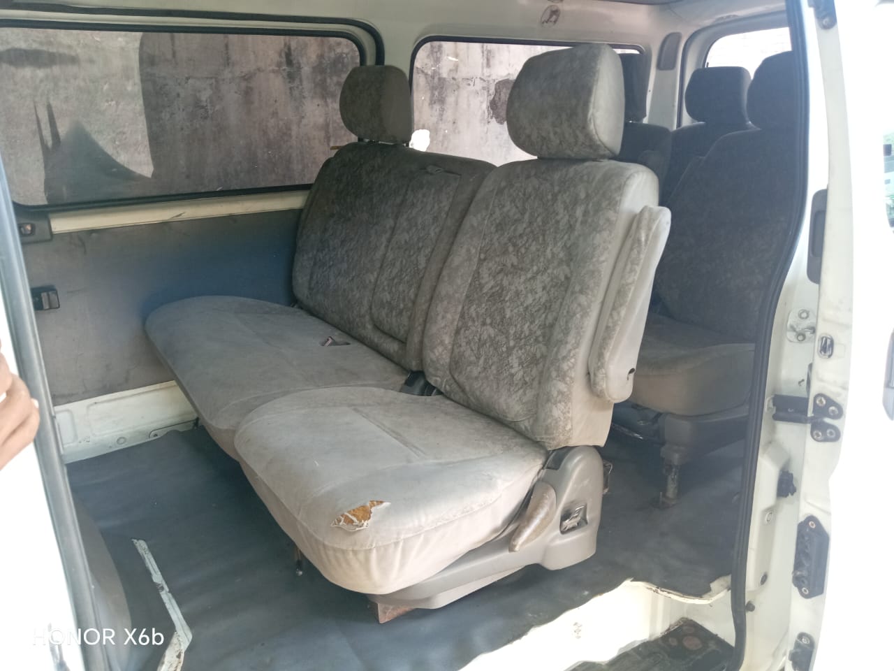 2006 VAN FOR SALE