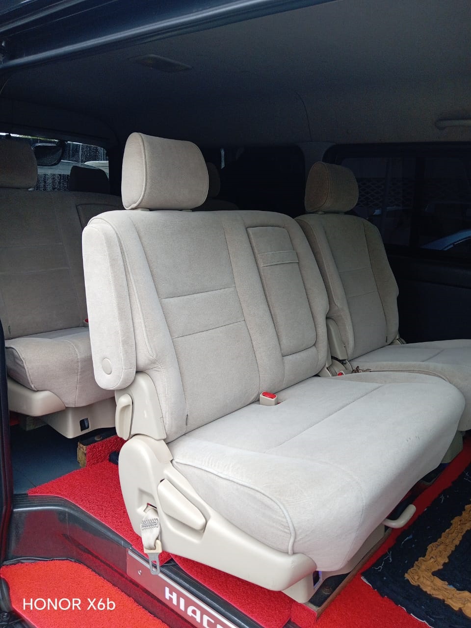 2011 VAN FOR SALE