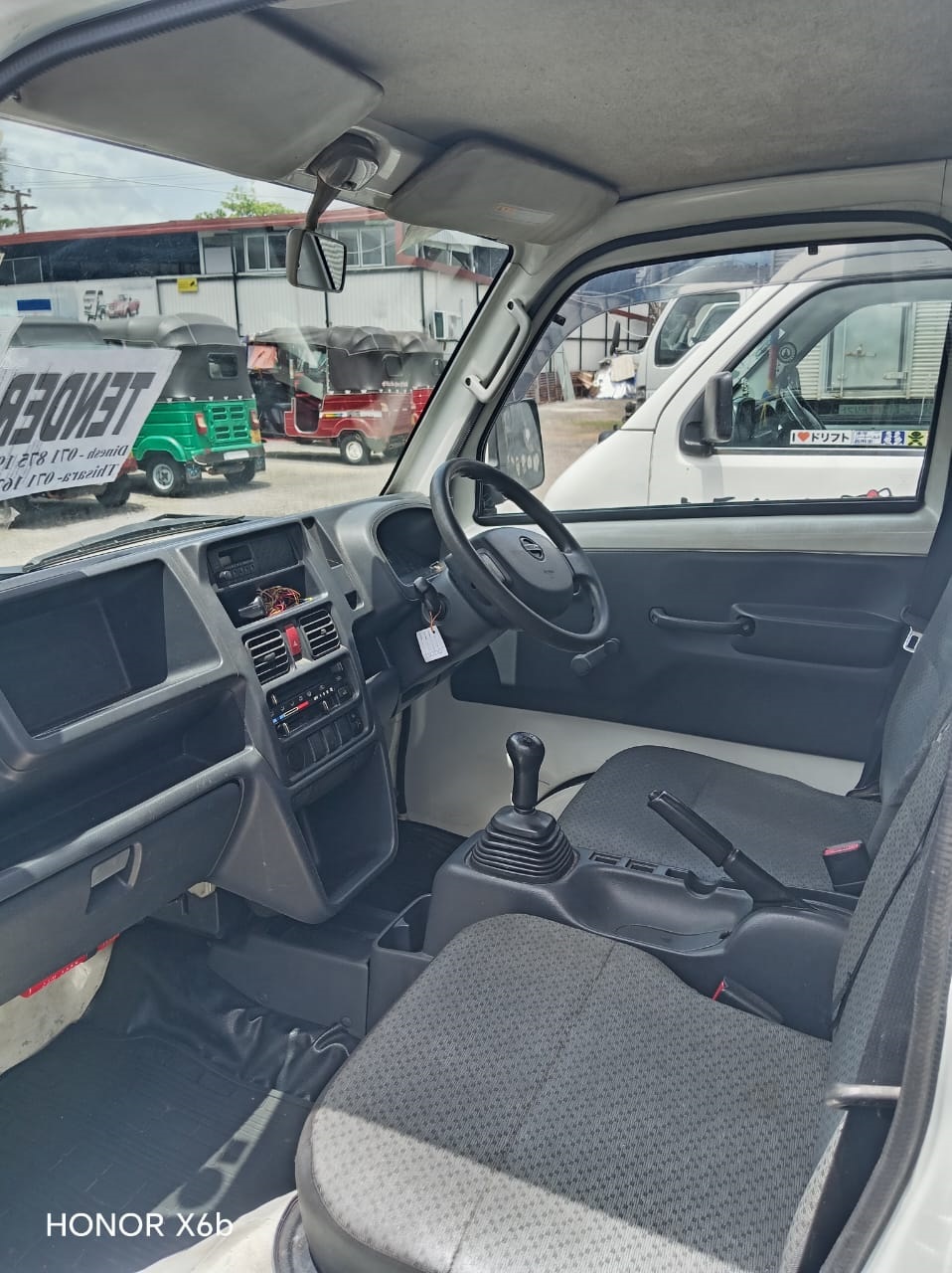 2015 LORRY FOR SALE